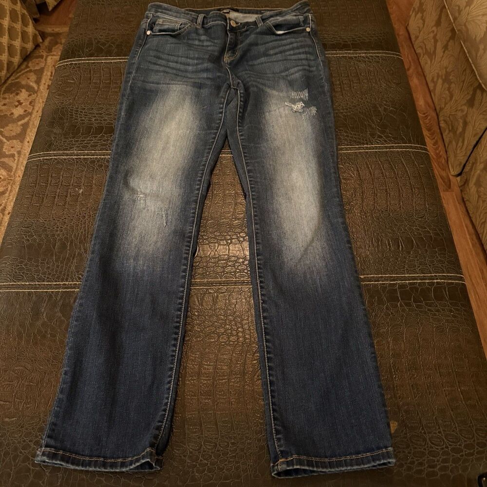 Judy Blue Los Angeles Women Blue Jeans Distressed Relaxed Fit Denim 13/31